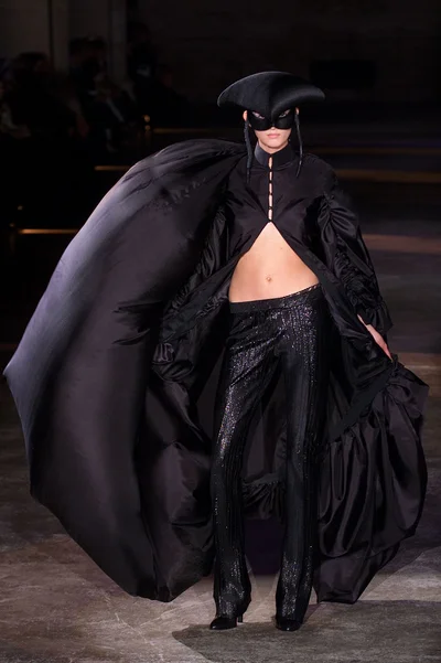 Look 50